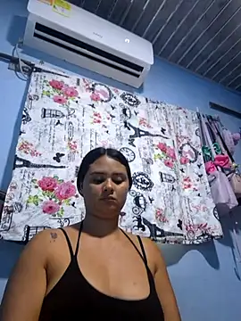 sexy-latin10 webcam