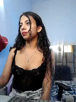 franchescagiraldo_ (F teen) - ✨ Fingers with in pussy 3mins