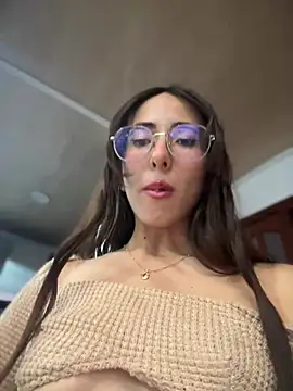 lauravasquez (F young) - Fingering Creammy Pussyyy