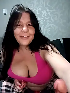 leanne43 - Leanne43's free webcam - UK Sex Cams