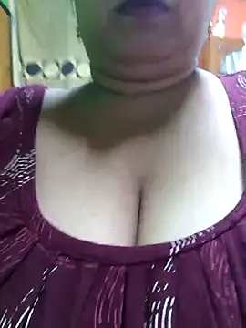 rinki_guptaa (F milf) - New here so support me