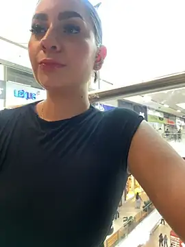 gabriellaferrer (F young) - Make me hot in public