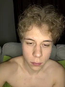 sweetakv (M twink) - Show dick