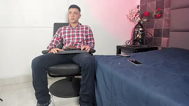 filip_dior - Filip_Dior's free webcam - UK Sex Cams