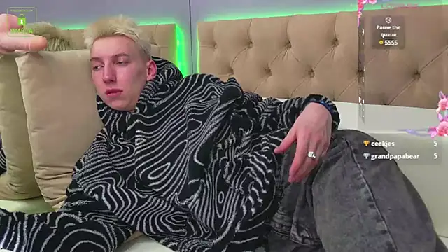 glenthue (M twink) - MESSY CUM SHOW