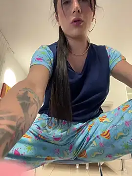 missdirtyhot_ (T young) - MY22CM COLOMBIAN COCK CUM CUM CUM ITALY