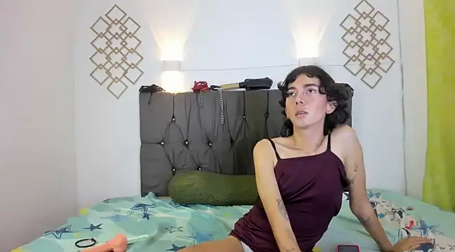 nicol_transgirl (T teen) - 👌🏻3 Fingers inside ass