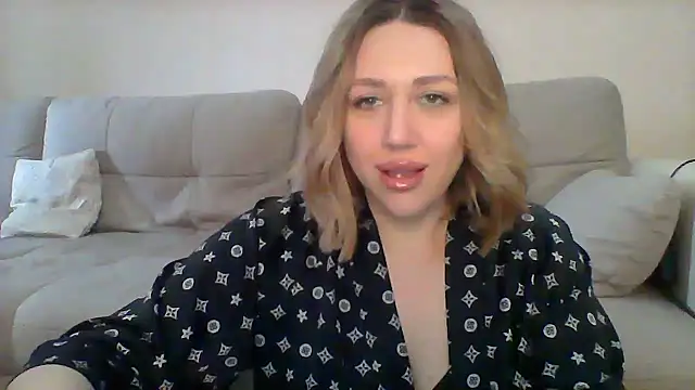 vickylove047 - VickyLove047's free webcam - UK Sex Cams