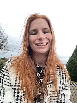 redhairedteacher (F young) - 3 doigts chatte / fingers pussy 💦