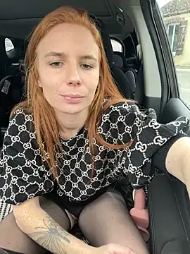 redhairedteacher (F young) - 3 doigts chatte / fingers pussy 💦