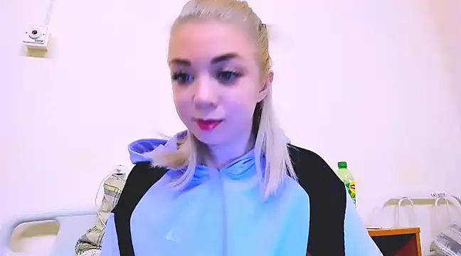 littlesiyfairy (F young) - breast and nipple caresses mm