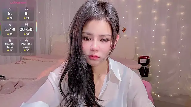 yuette-333 (F young) - 💕喜欢吗？拿下我，就是你的~💕/揉胸+3Min