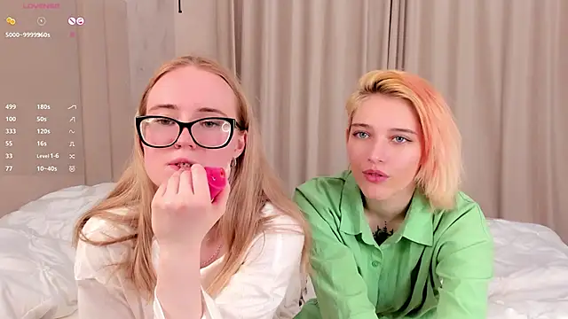 cwenegambee (G teen) - Make Alice ass red ( Girl in glasses)