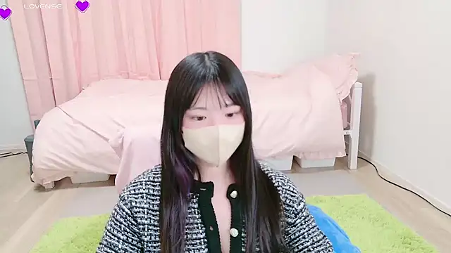 suzuuuuu from StripChat