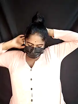 Meet Stripchat Tamil_KaamaKanni