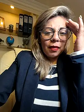 cata_office-12 (G milf) - 1st Blowjob of the week :blowjob: