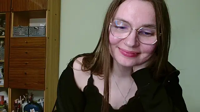 looveellyx - LooveELLYx's free webcam