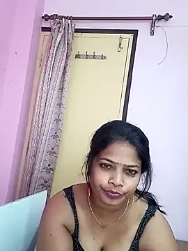 sexyy983616 (F milf) - New mobile