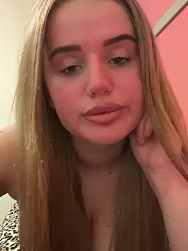 Yourhornyslut