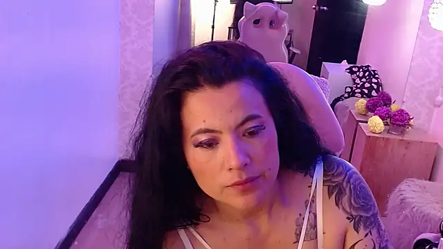 lizha_milf - Lizha_milf's free webcam - UK Sex Cams