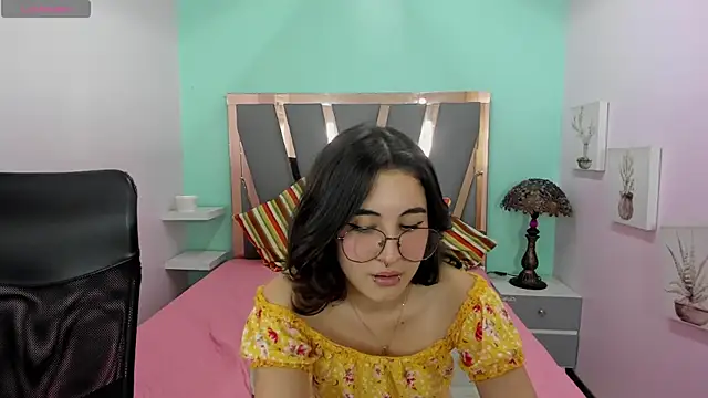 alisse_saenz (F teen) - Naked