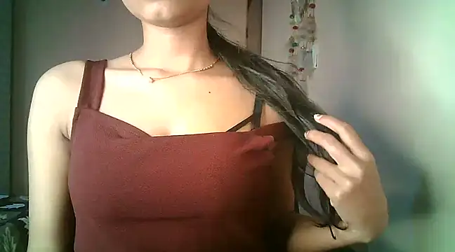 aaisha_urs (F teen) - full nude😜