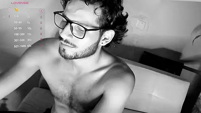 nicholasrodrii - Nicholasrodrii's free webcam