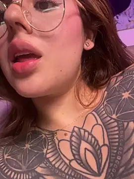 valeriehilton (F young) - Messy blowjob💦