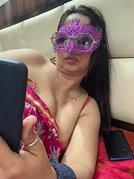 punjaban_milf (F mature) - Nude  dance