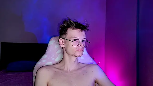 wild_boar1 (M twink) - Cum show