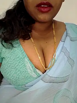 Boobs_Queen_Bubli