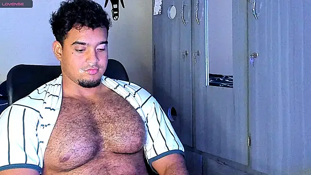 big_furry_bear13 - Big_furry_bear13's free webcam - UK Sex Cams