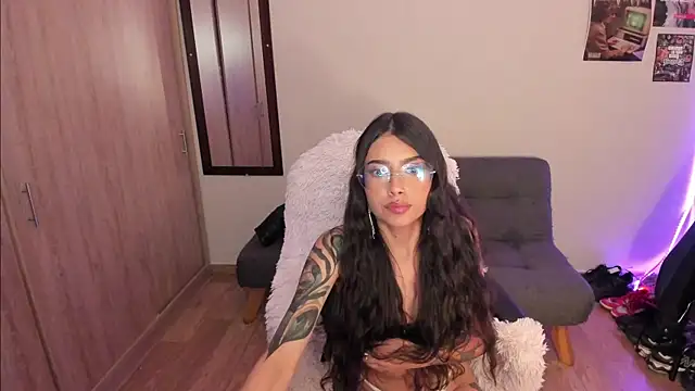 violethjoness - ViolethJoness's free webcam - UK Sex Cams