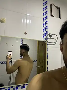 paulwolf69 (M young) - NAKED AND JERK OFF