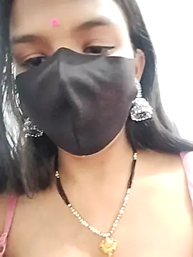 itz_pari_00 (F young) - BoObS flashes 🌬️🤤💦