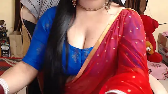 chahat_143 (F milf) - boobs show 😯😯