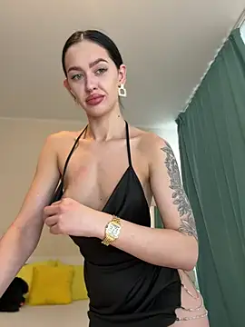 polly_berry - Polly_Berry's free webcam - UK Sex Cams