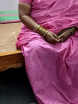 aadhyatelugu (F mature) - boobs open