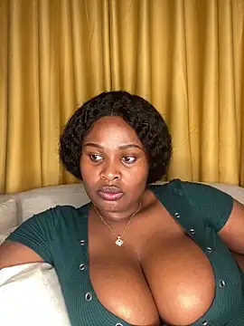 ebony_goddez (F young) - OIL AND BOUNCE BOOBS