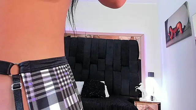 cloee_katz_ (F teen) - bounce my tits hard