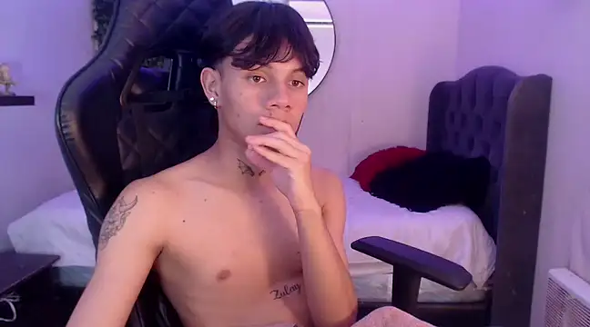 andy_dan18 (M twink) - make me cum, I'm very hot