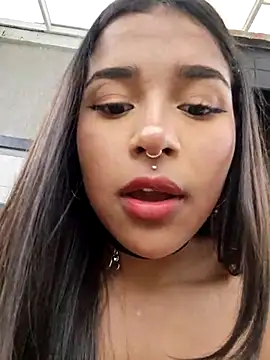 mariangel_11 (F teen) - sexy twerk and 6 spanks 🥵🍑