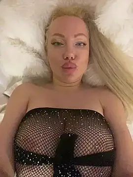 Meet Stripchat SofiaJoy