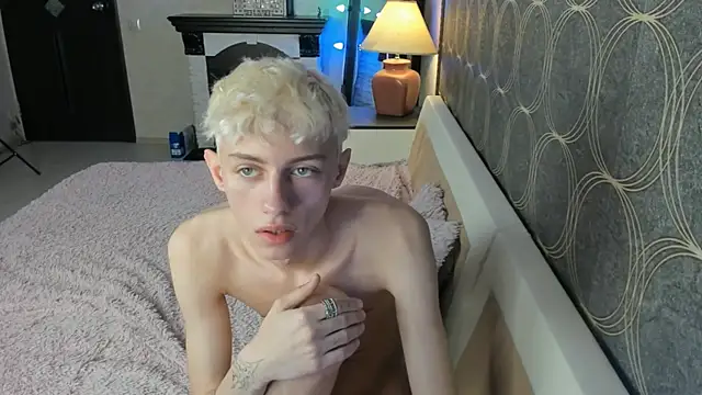 barbi_boyy (M twink) - cum show