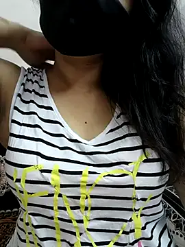 snehasexy from StripChat is Freechat