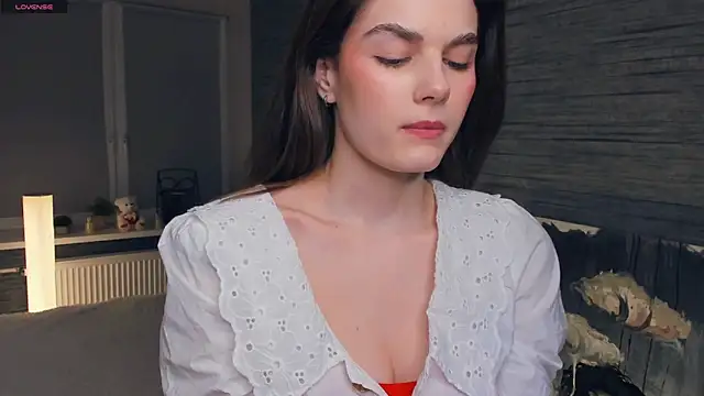 floradobb (F teen) - Stroke and little squeeze my sexy neck!