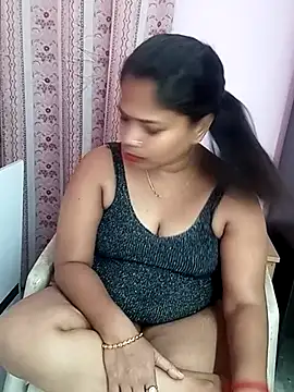 sexyy983616 (F milf) - New mobile