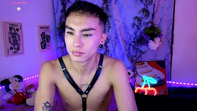 daimon_clark_ (M twink) - #anal #anal-toys #big-ass #big-cocks #blowjob #brunettes #cam2cam #cei #cheapest-privates #colombian #deepthroat #dildo-or-vibrator #dirty-talk #doggy-style #ejaculation #erotic-dance #femboy #fingering #flexing #foot-fetish #gays #handjob #hd #interactive-toys #latin #lovense #masturbation #muscular #nipple-toys #oil-show #orgasm #recordable-privates #recordable-publics #small-audience #spanish-speaking #spanking #sph #trimmed #twerk #twinks #uncut