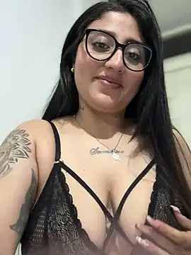 croftsmila (F young) - Blowjob and spit tits