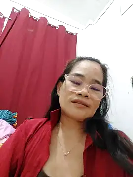 Webcam Model (WinterMelon88) is live